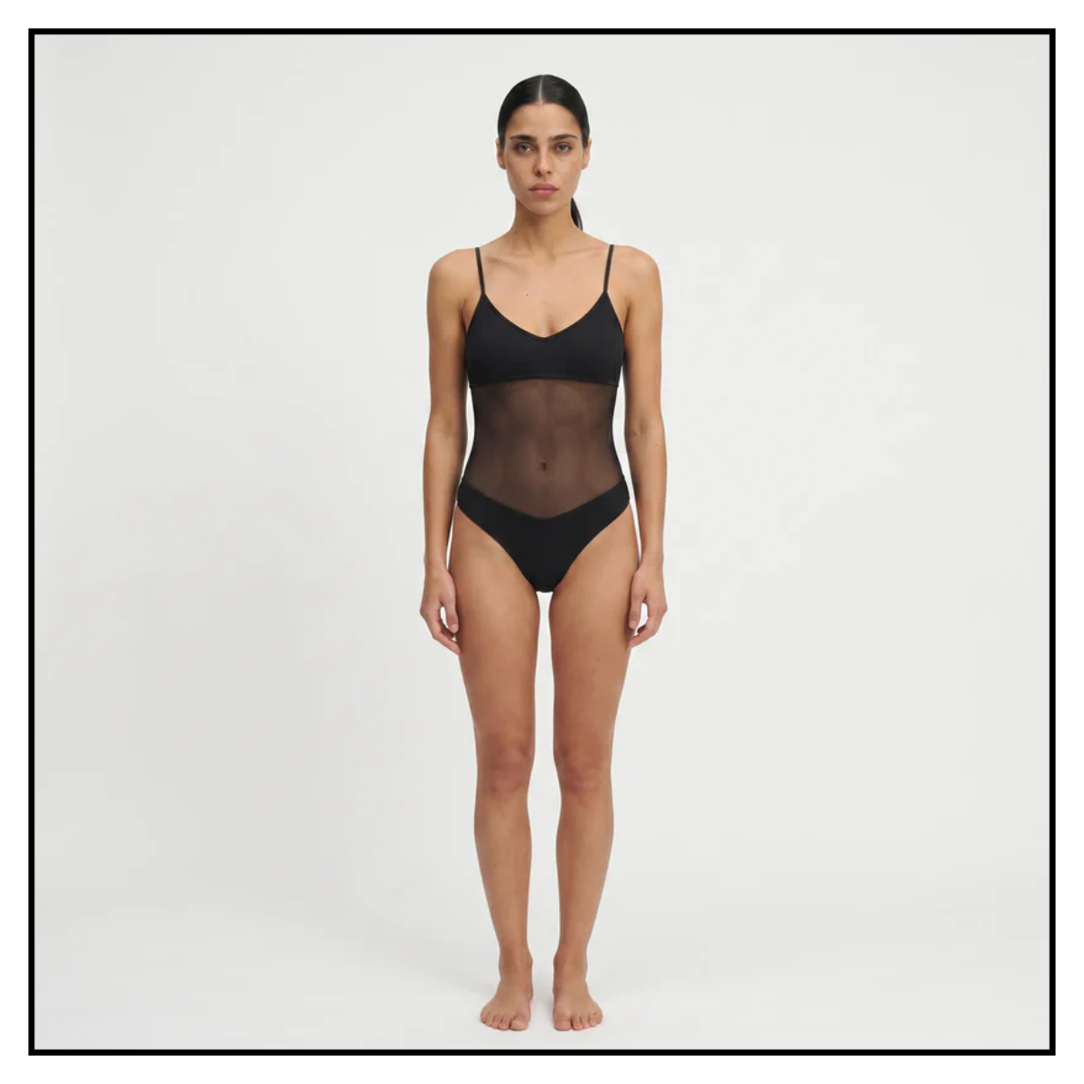 TWO TANNED ONEPIECE – Durchbräunend